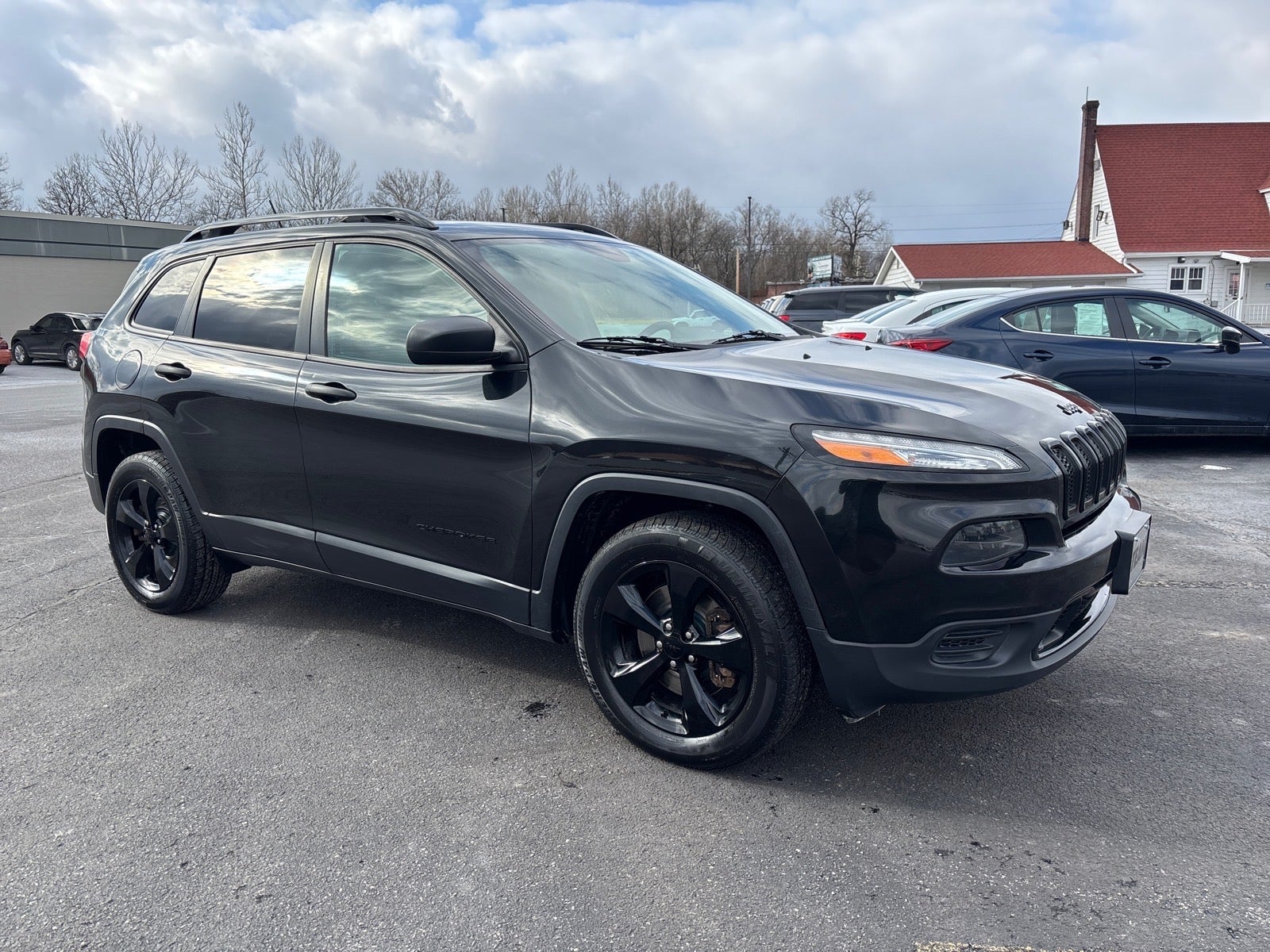 2016 Jeep Cherokee Sport