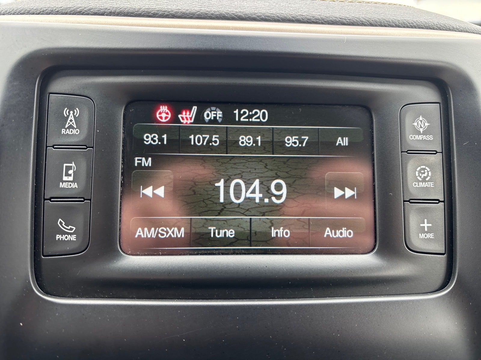 2016 Jeep Cherokee Sport