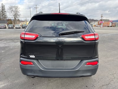 2016 Jeep Cherokee Sport