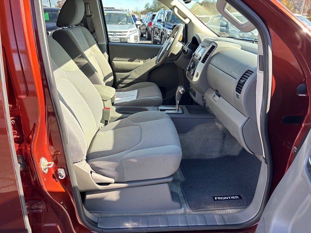 2017 Nissan Frontier SV V6