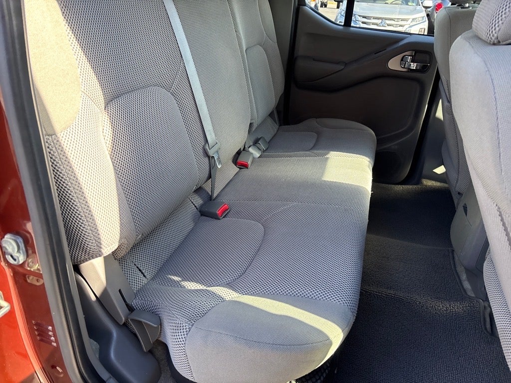 2017 Nissan Frontier SV V6