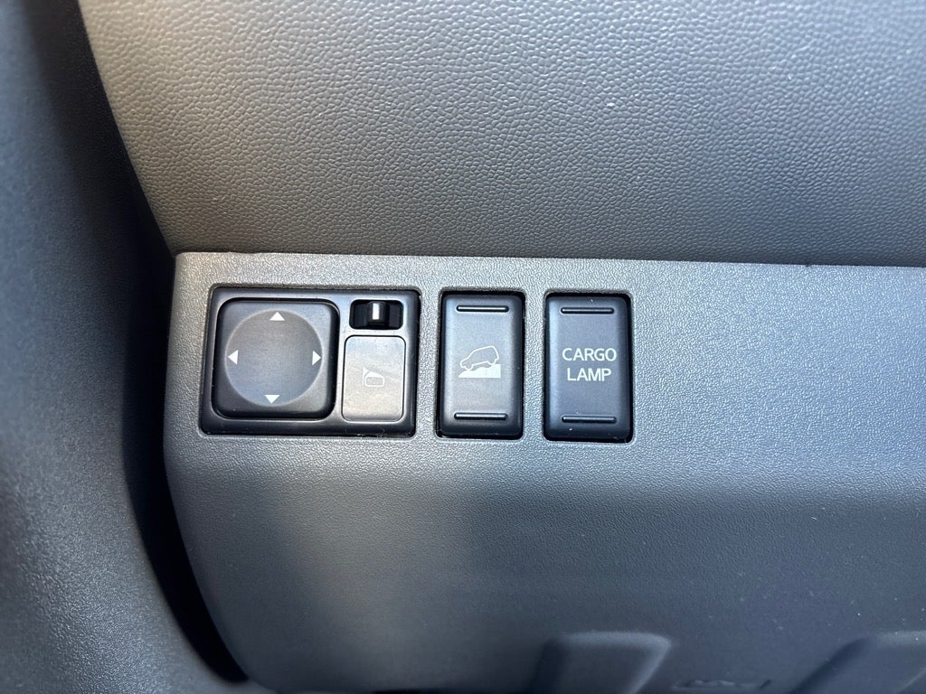 2017 Nissan Frontier SV V6