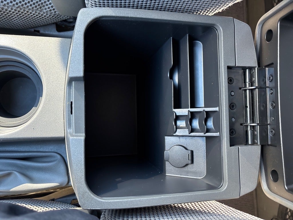 2017 Nissan Frontier SV V6