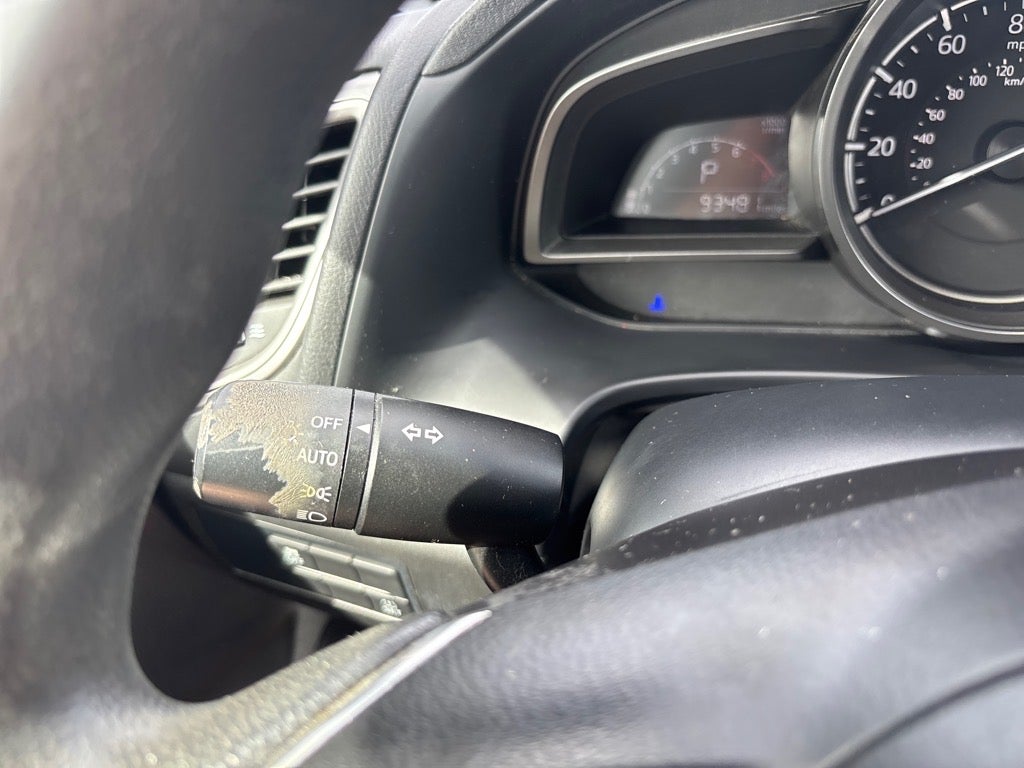 2017 Mazda Mazda3 4-Door Sport