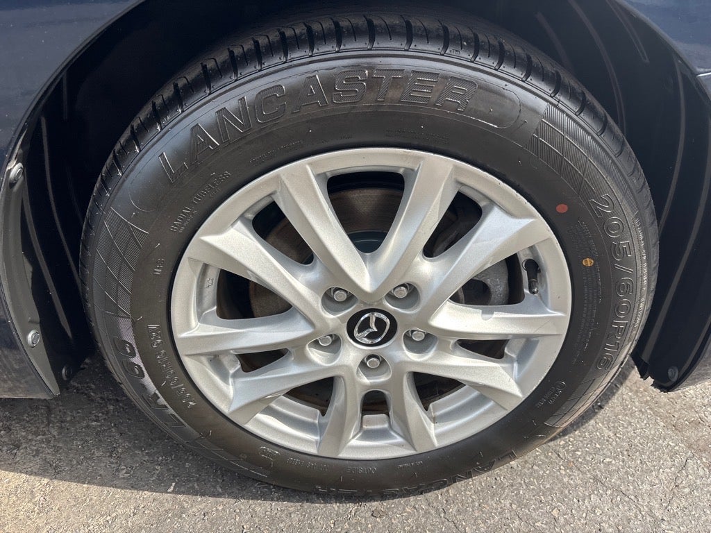 2017 Mazda Mazda3 4-Door Sport