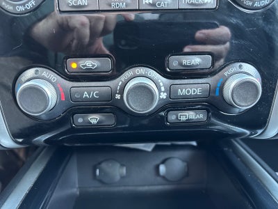 2015 Nissan Pathfinder Platinum