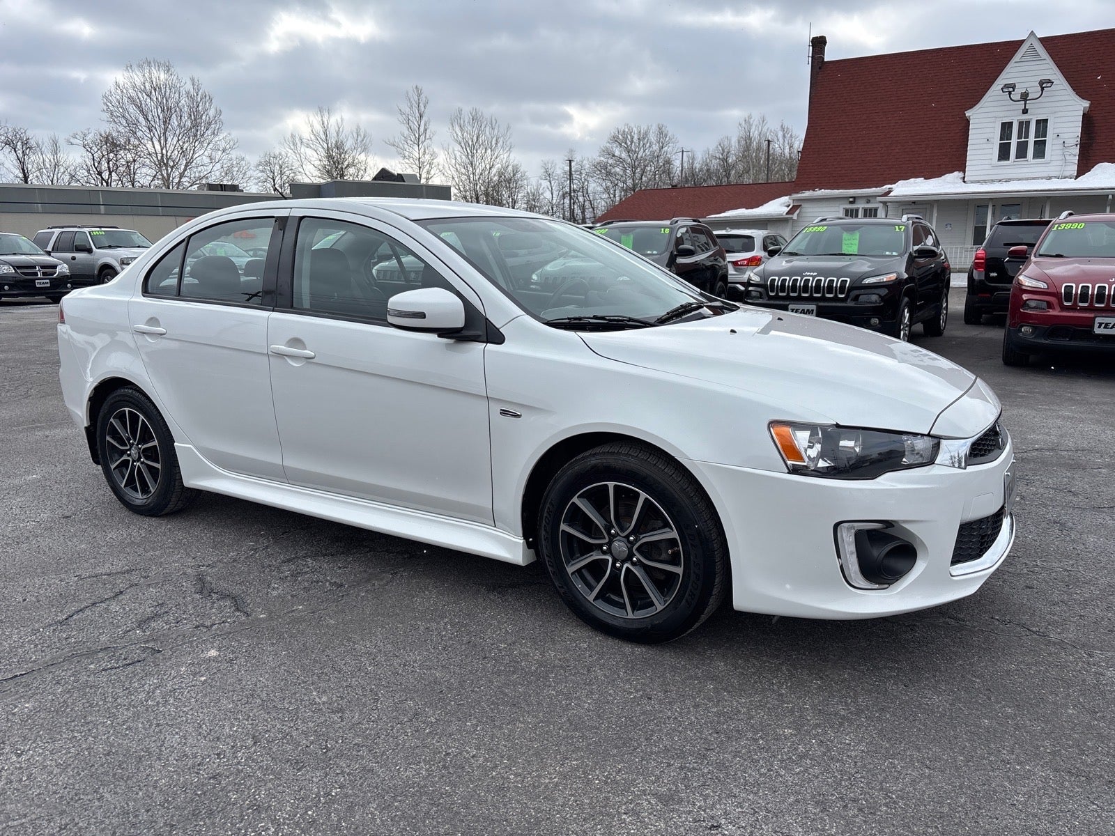 2017 Mitsubishi Lancer ES