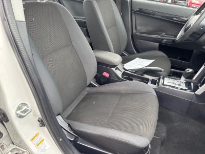 2017 Mitsubishi Lancer ES