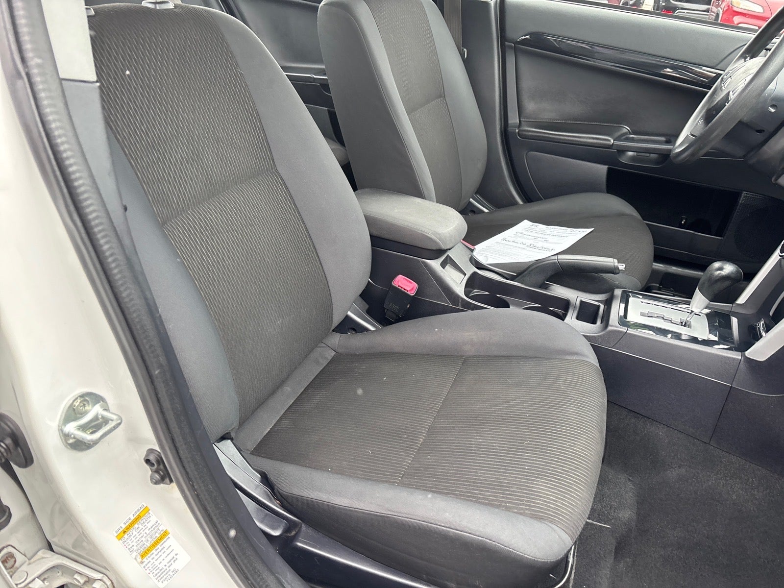 2017 Mitsubishi Lancer ES