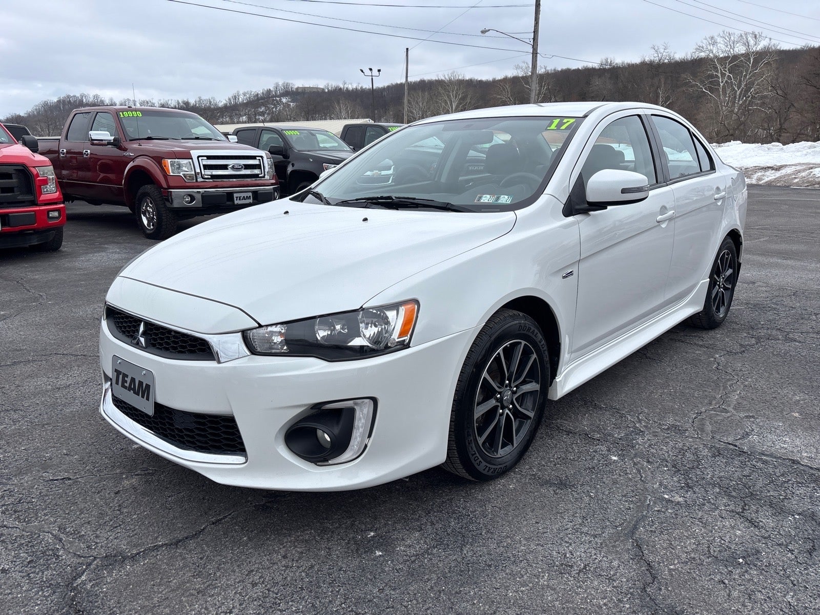 2017 Mitsubishi Lancer ES