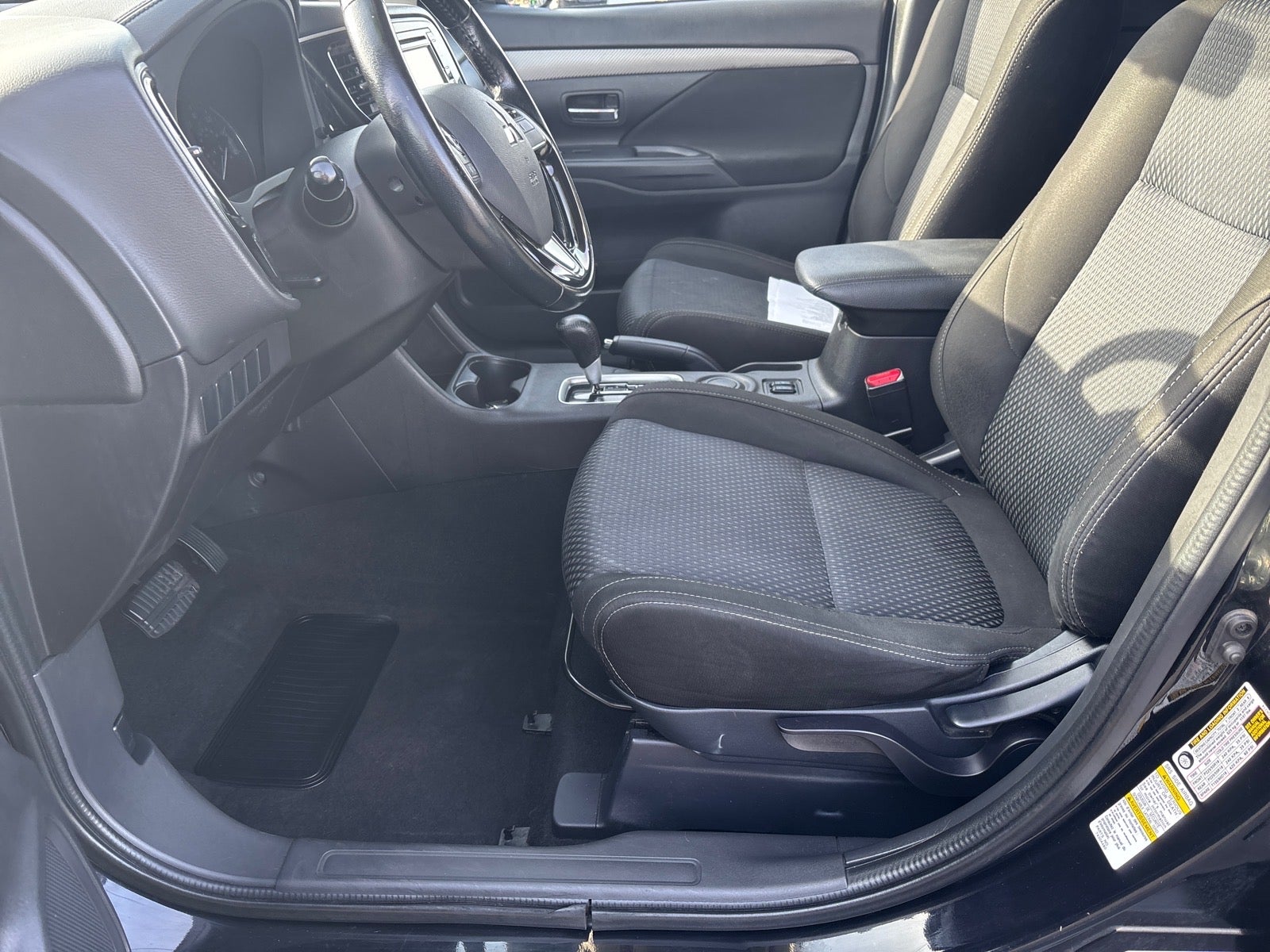 2016 Mitsubishi Outlander SE