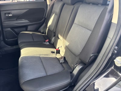 2016 Mitsubishi Outlander SE