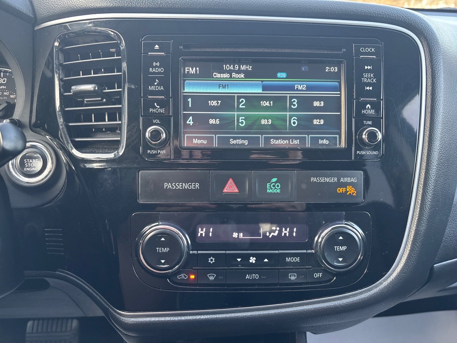 2016 Mitsubishi Outlander SE