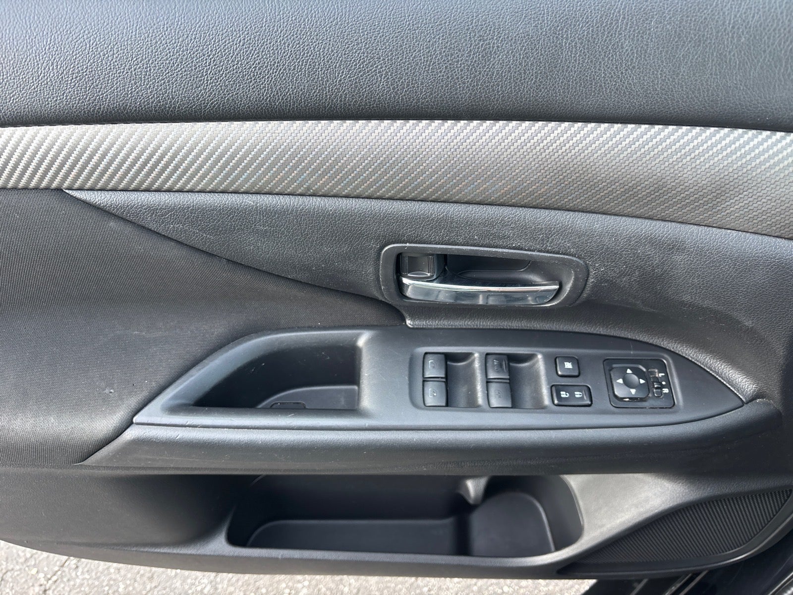 2016 Mitsubishi Outlander SE