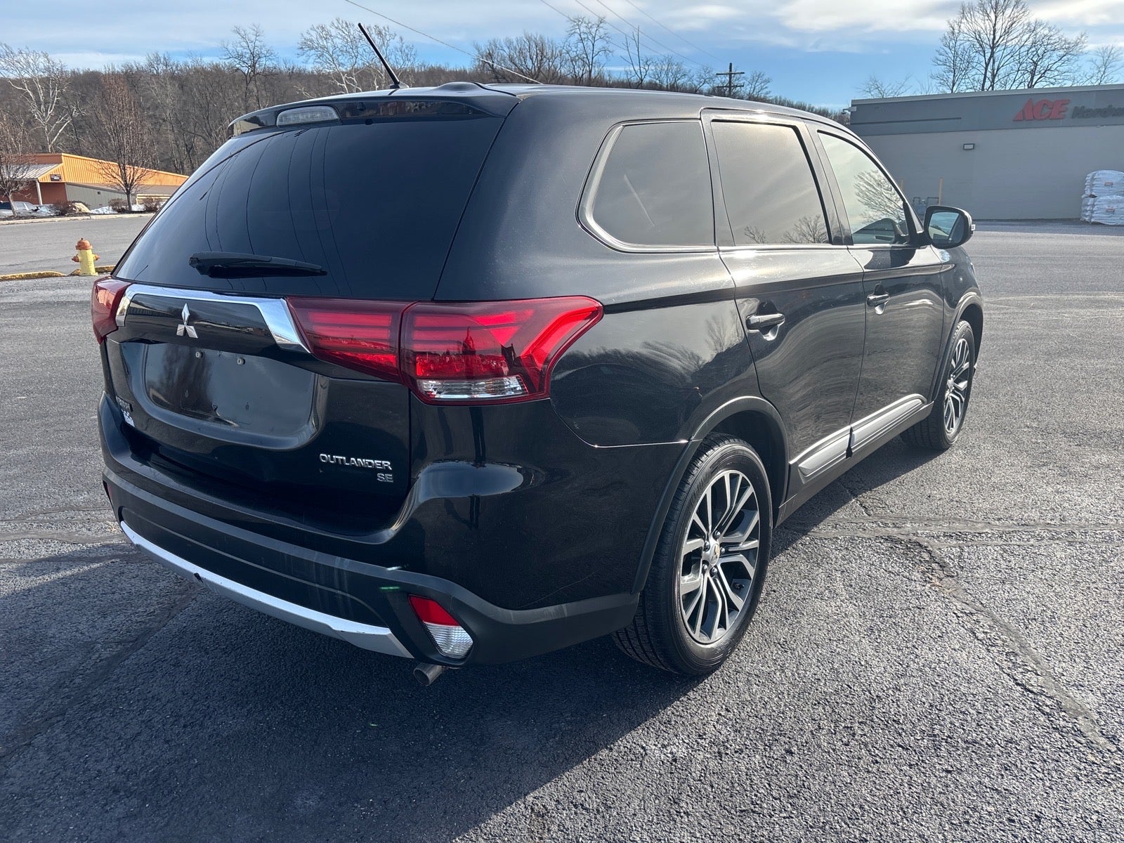 2016 Mitsubishi Outlander SE