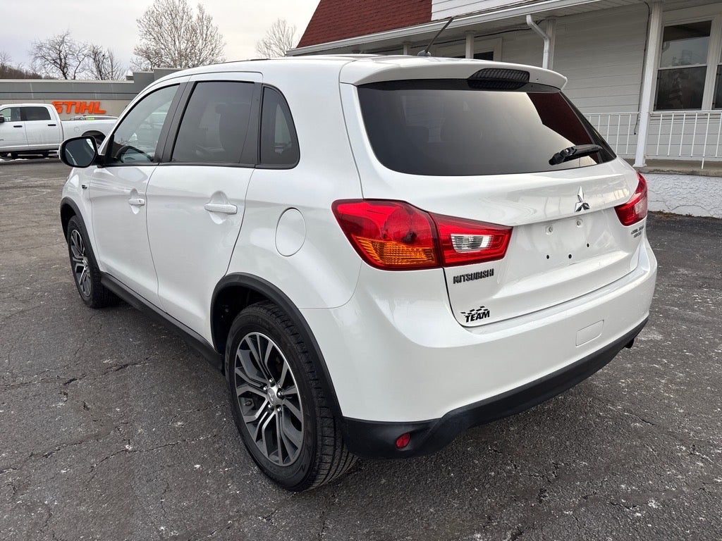 2016 Mitsubishi Outlander Sport 2.0 ES