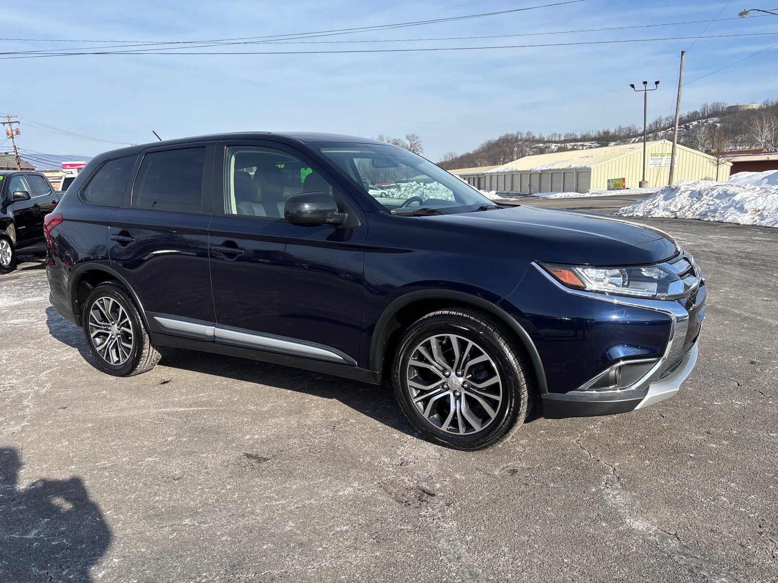 2016 Mitsubishi Outlander SE