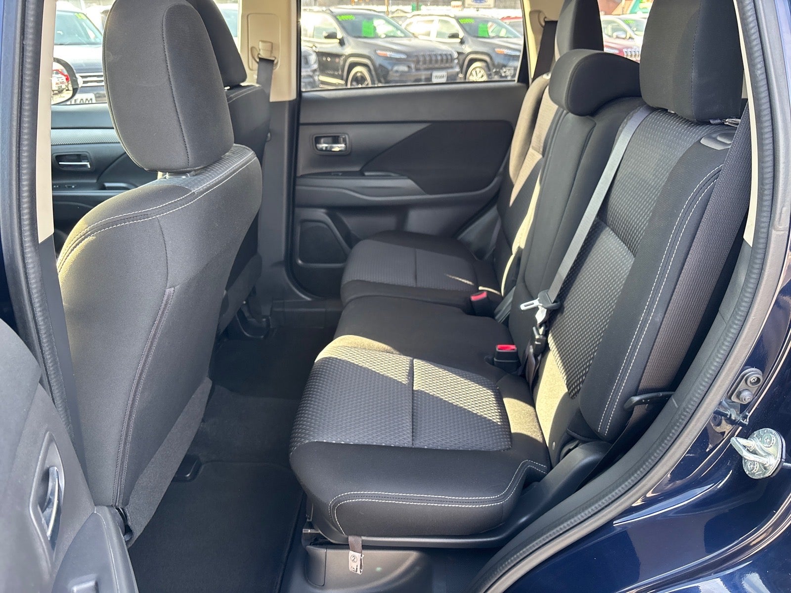 2016 Mitsubishi Outlander SE