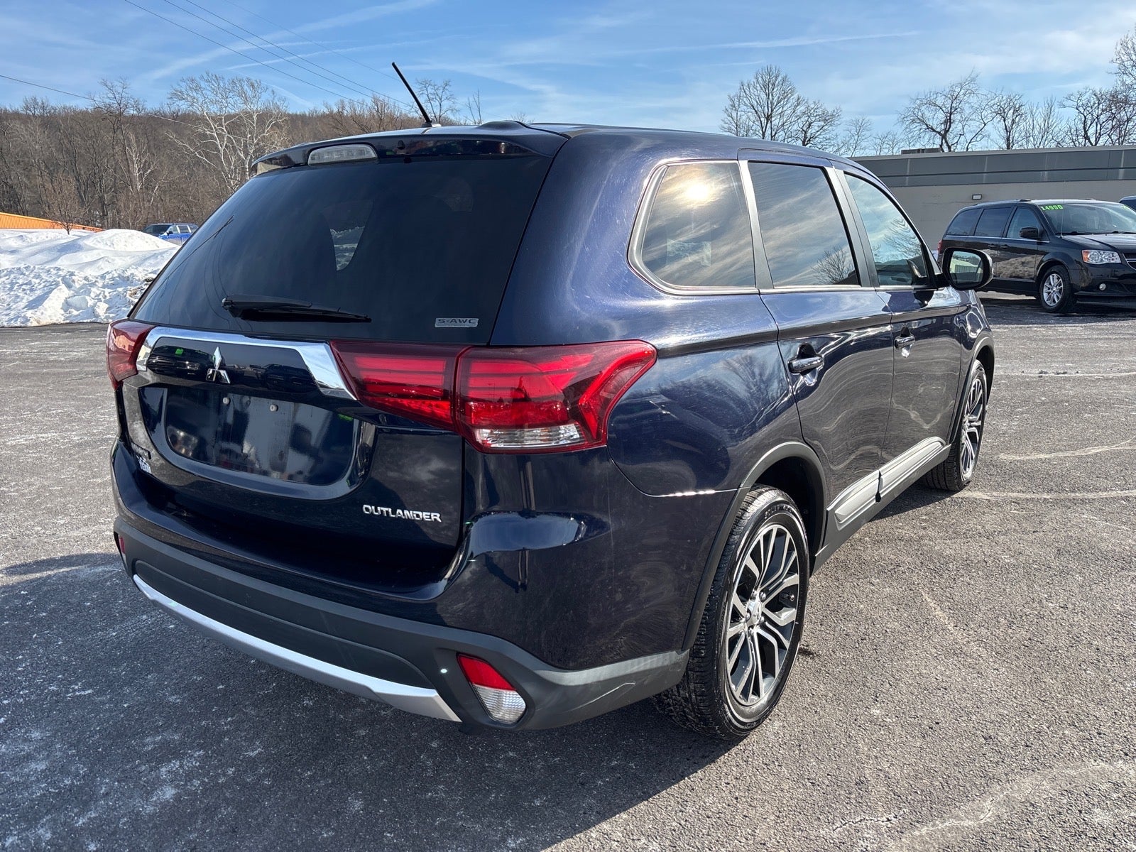 2016 Mitsubishi Outlander SE