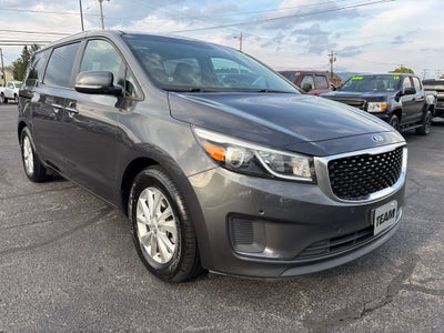 2017 Kia Sedona LX