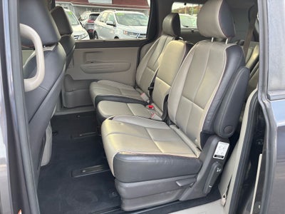 2017 Kia Sedona LX