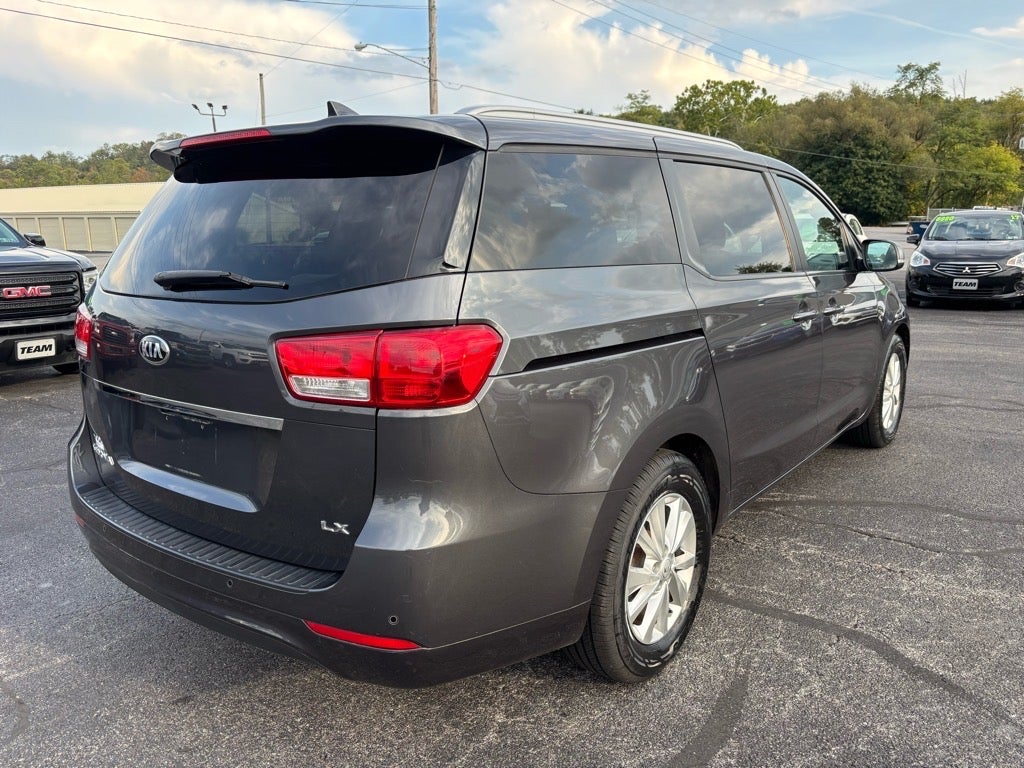 2017 Kia Sedona LX